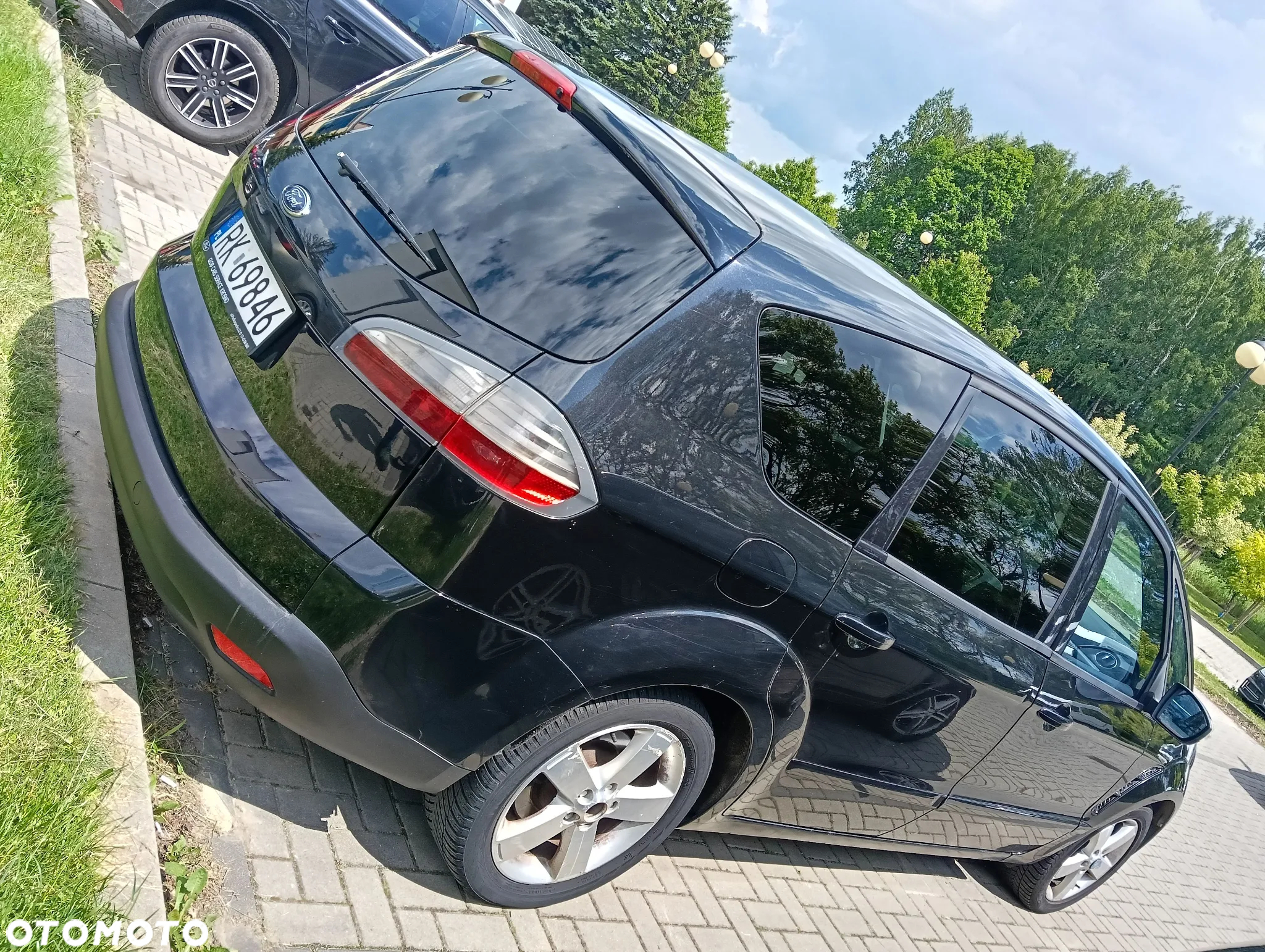 Ford S-Max 2.0 Titanium - 4