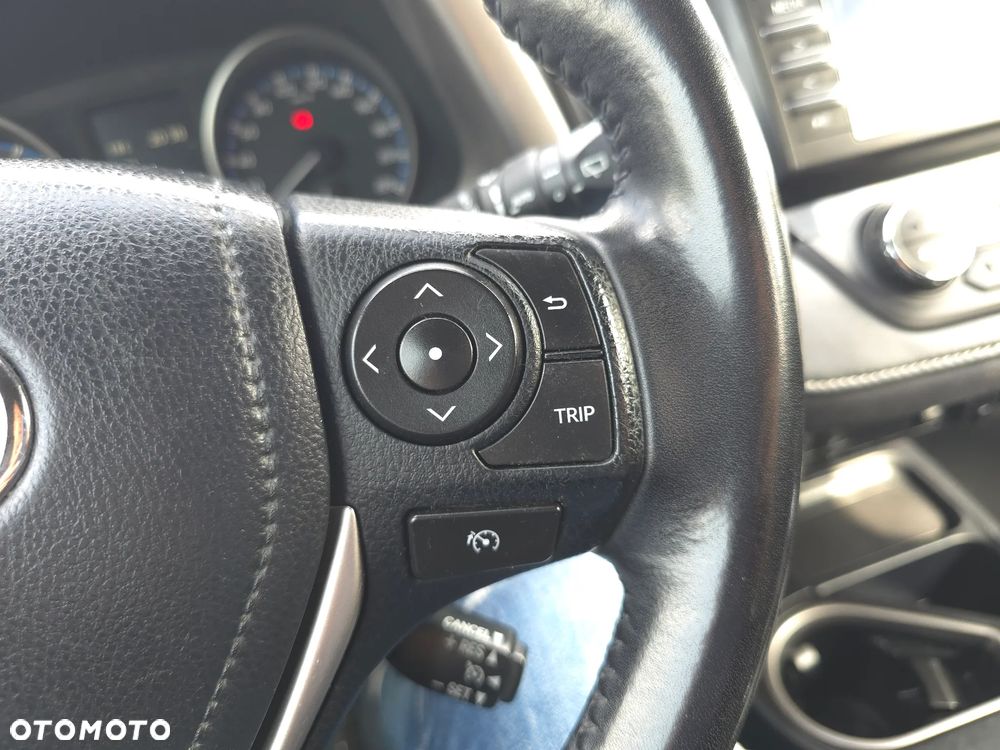 Toyota RAV4 2.0 Premium - 23