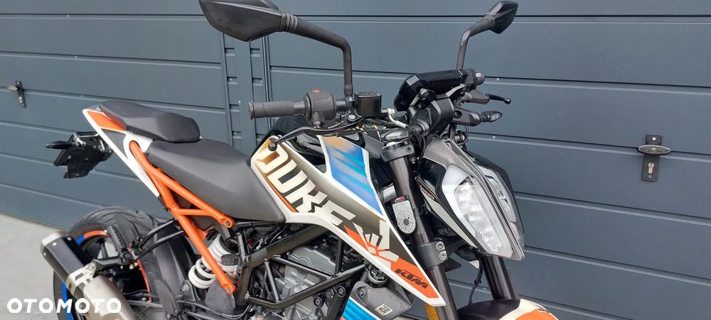 KTM Duke 125 - 29