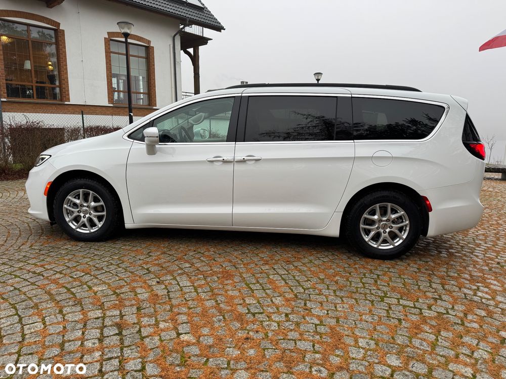 Chrysler Pacifica - 15