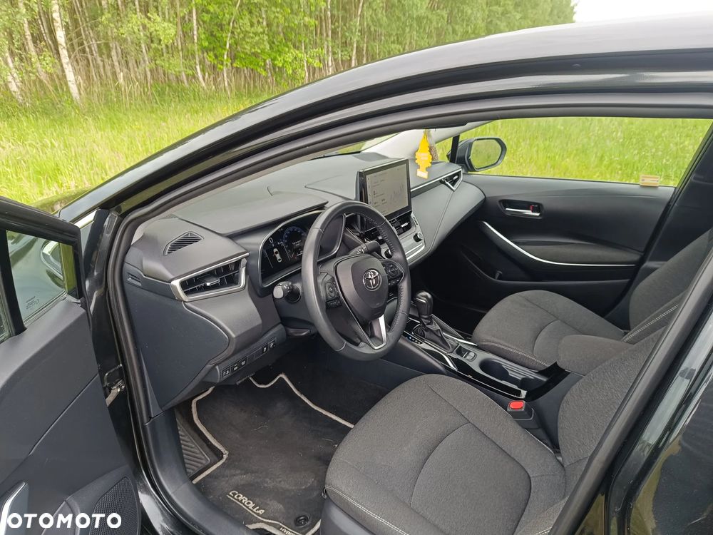 Toyota Corolla - 5