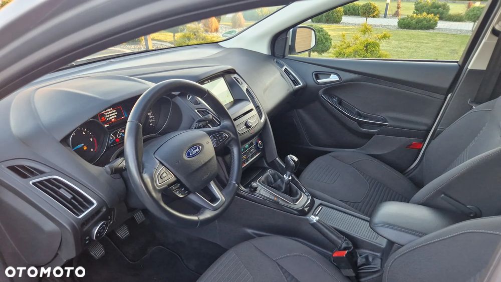 Ford Focus 1.5 EcoBlue STart-Stopp-System TITANIUM - 7