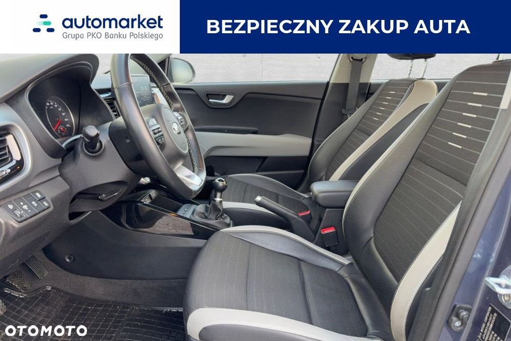 Kia Stonic 1.2 L - 10