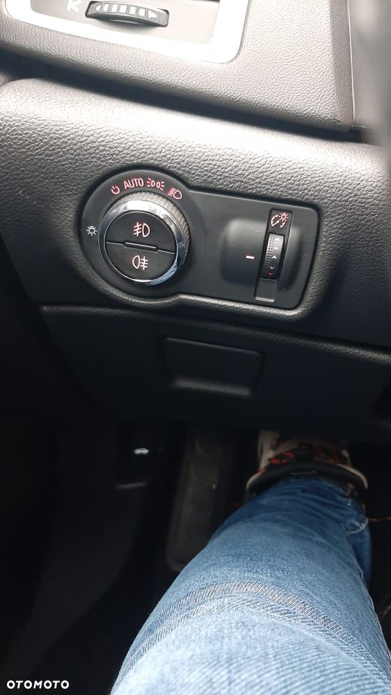 Opel Astra 1.4 Turbo Edition Sport - 20