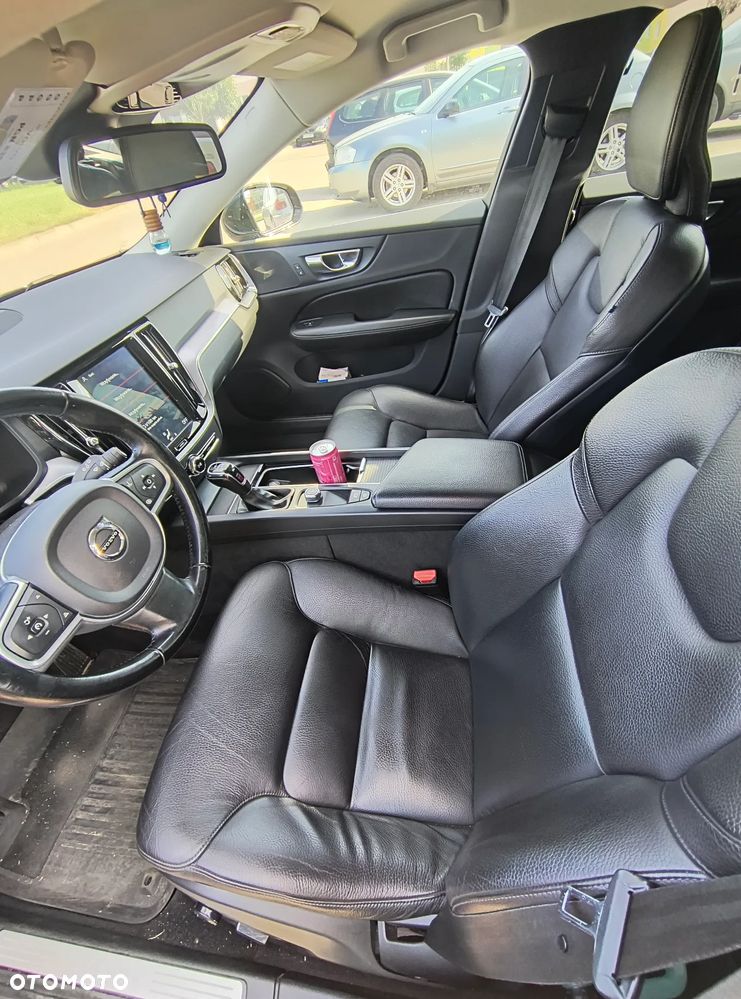 Volvo V60 D3 Momentum - 8