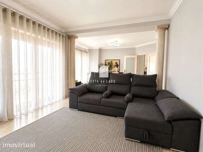 T4 Carvalhos | Último Piso| 206m2| 3 Frentes| 2 Lugares de Garagem - Grande imagem: 2/12