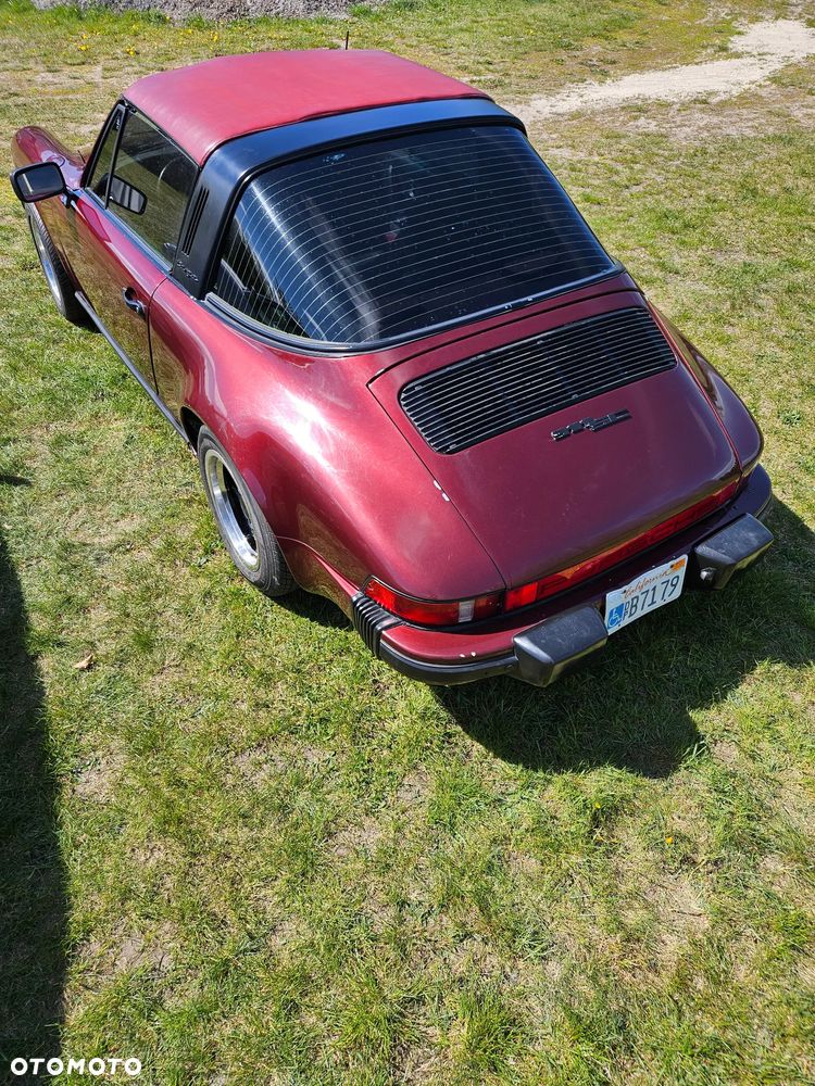 Porsche 911 - 4