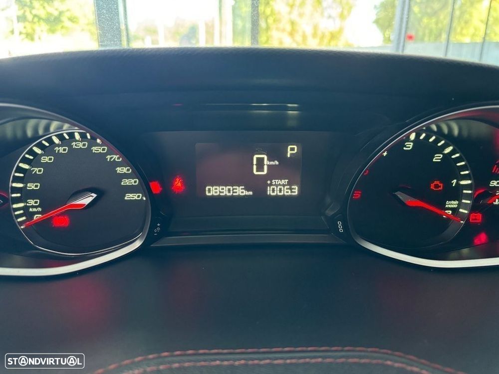 Peugeot 308 1.5 BlueHDi GT Line EAT8 - 18