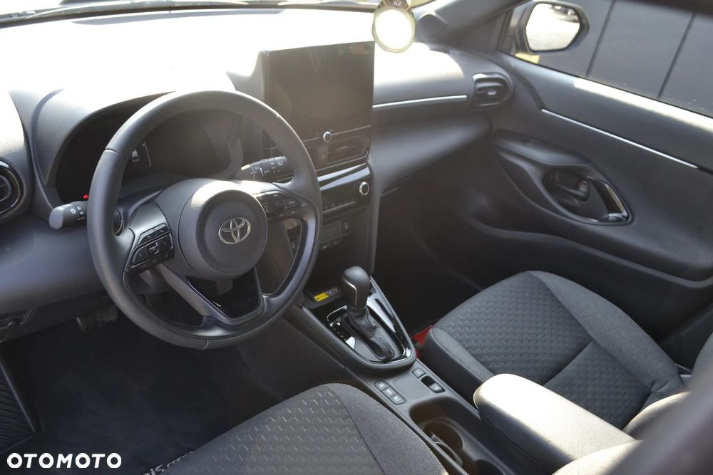 Toyota Yaris Cross Hybrid 1.5 Style - 24