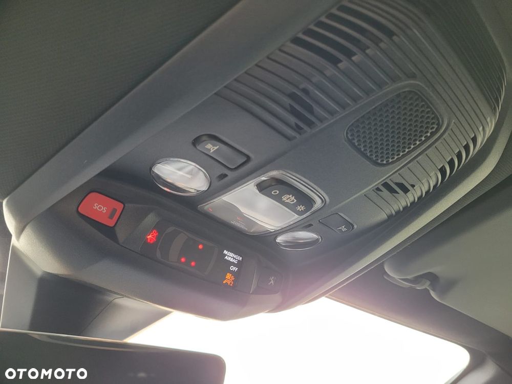 Peugeot 3008 1.6 PureTech Hybrid4 PHEV GT S&S EAT8 - 25