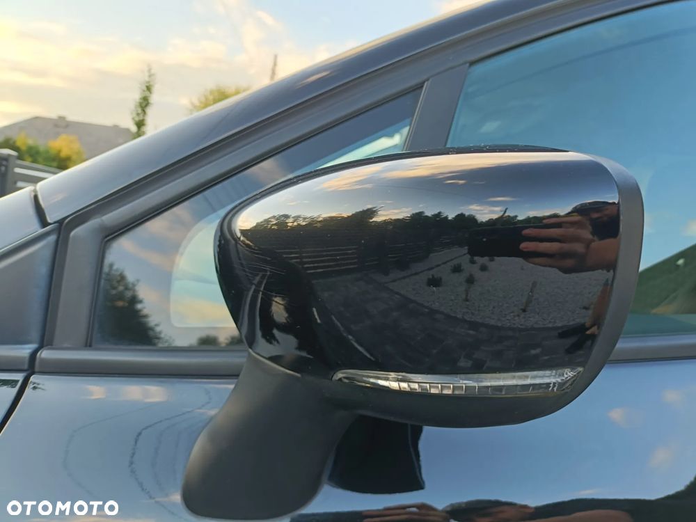 Renault Clio 1.2 16V Limited - 16