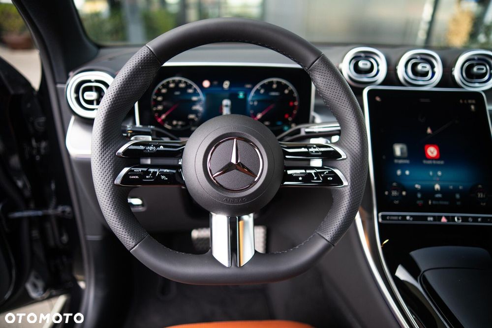 Mercedes-Benz GLC - 19