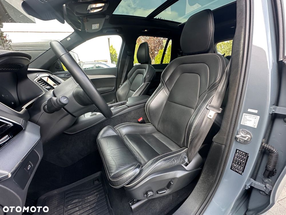 Volvo XC 90 B5 D AWD Ultimate Dark - 11