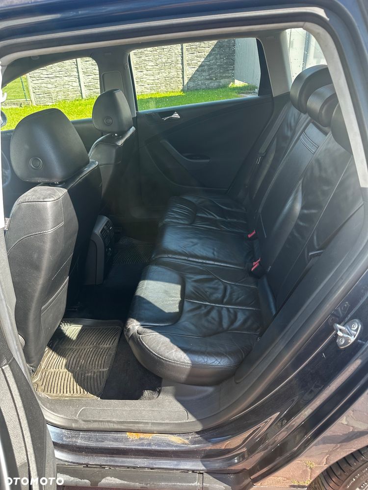 Volkswagen Passat - 8