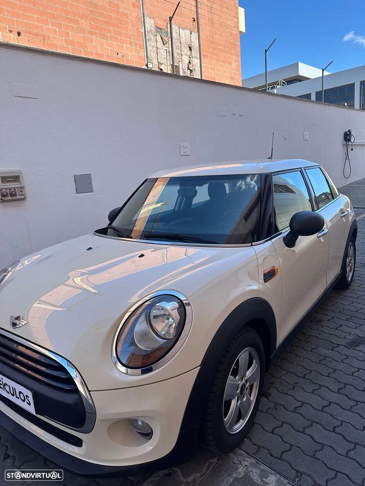 MINI 5 Portas One D - 6