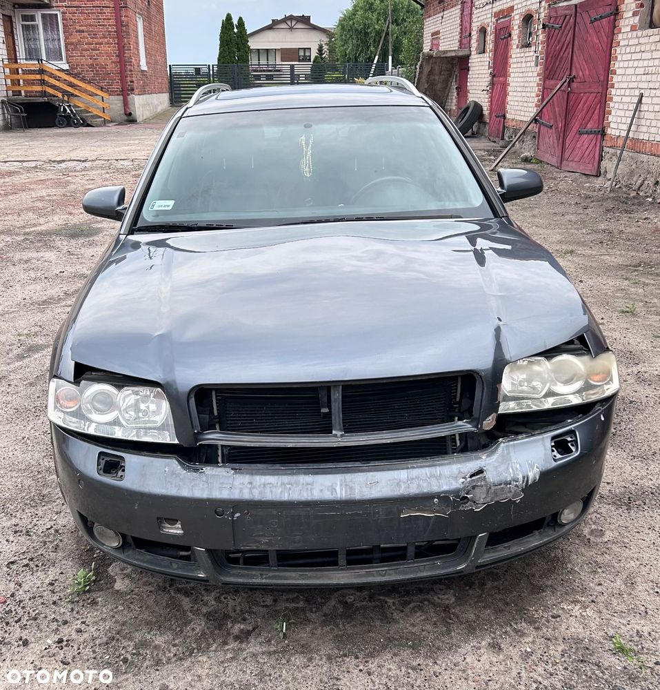 Audi A4 Avant - 4