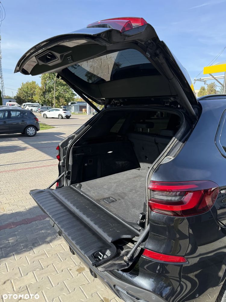 BMW X5 xDrive40d mHEV - 18