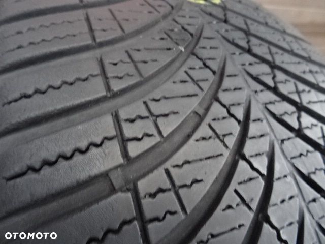 245/45/R19 102W Goodyear Vector 4 seasons Gen-3 - 4