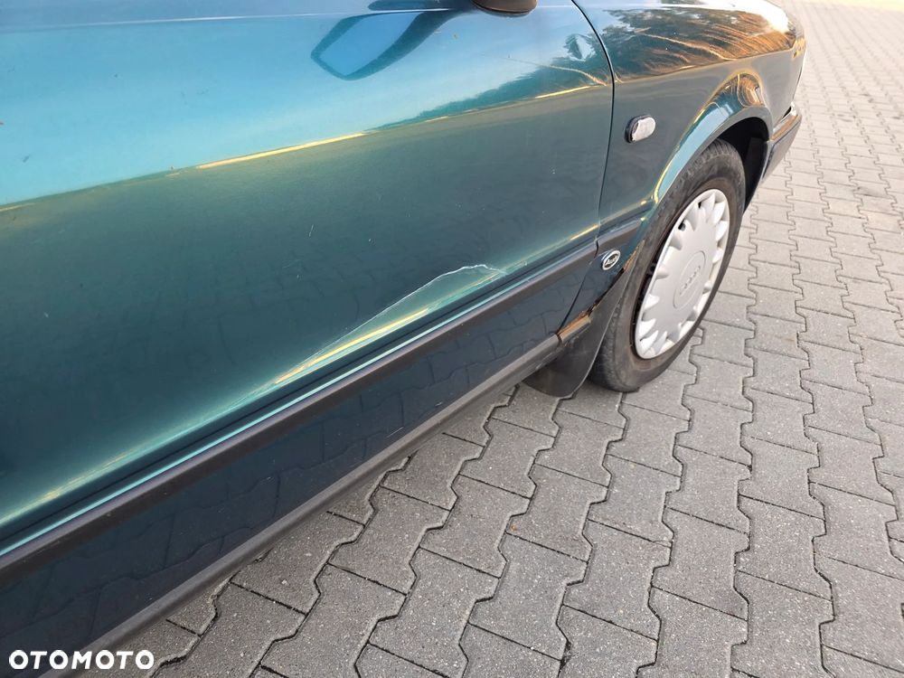 Audi 80 2.0 E - 37