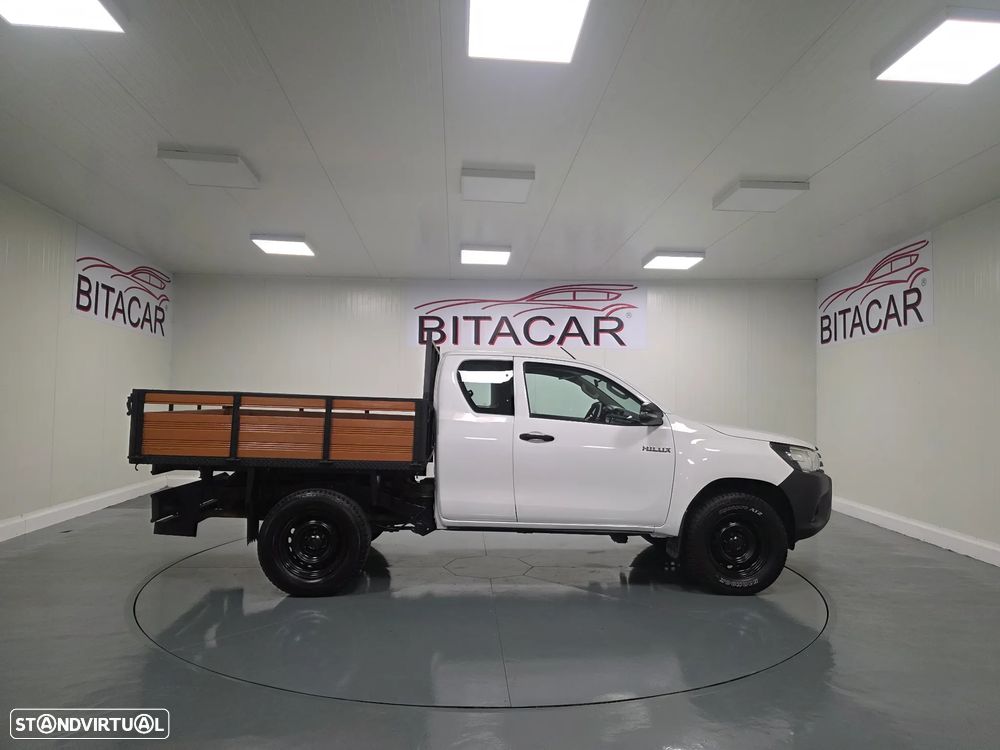 Toyota HILUX  2.4 D-4D 2WD CD - 23