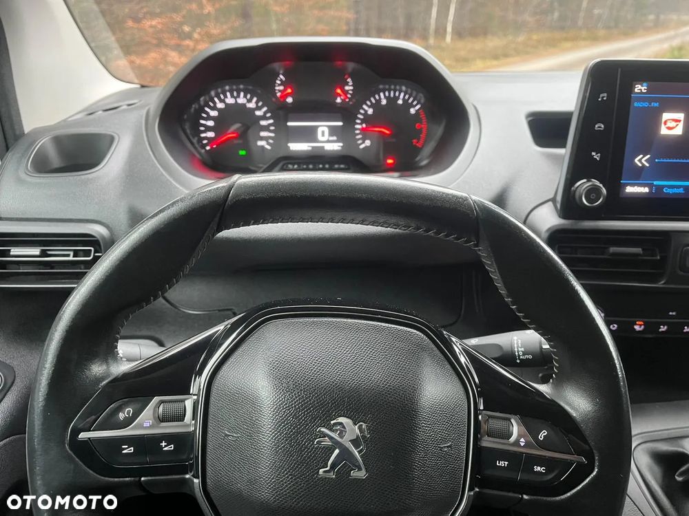 Peugeot Partner - 8