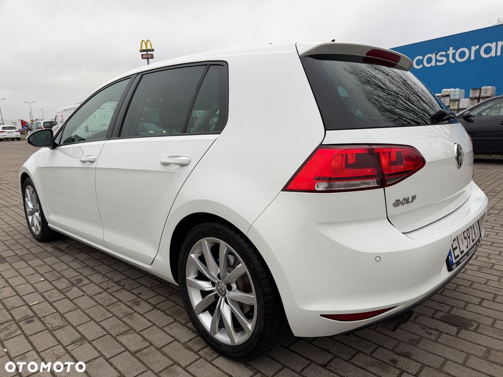 Volkswagen Golf 1.4 TSI BMT Highline - 22