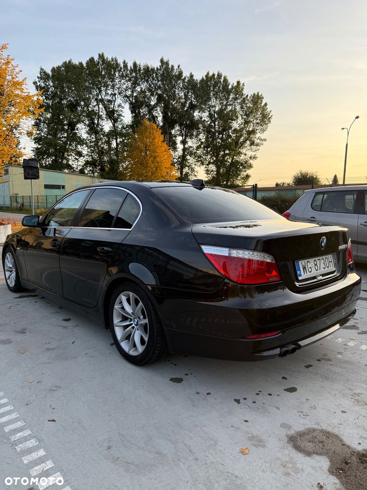 BMW 5 Series 2009 photo 3