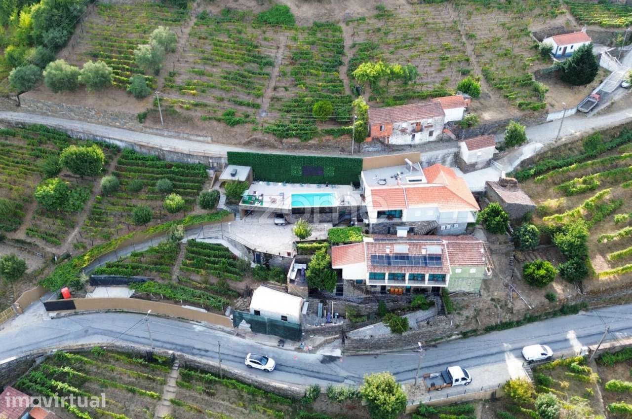Turismo Rural rentável no Douro | 7 apartamentos, piscina e vinhas - Grande imagem: 2/58