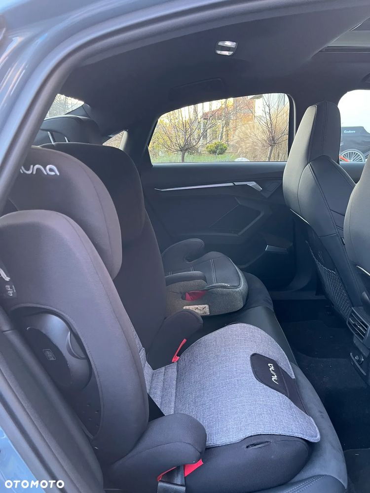 Audi RS3 Limousine - 12