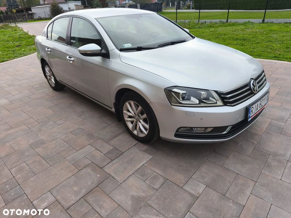 Volkswagen Passat 2.0 TDI Trendline - 1