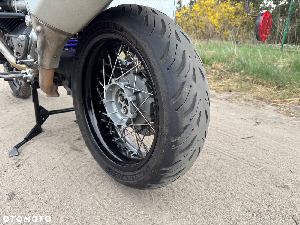 Moto Guzzi Stelvio - 22