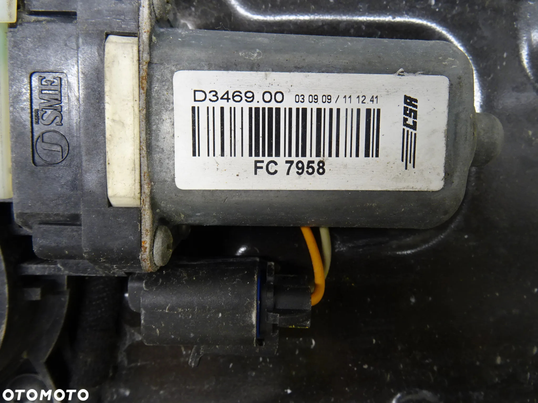 LAND ROVER FREELANDER II 06-11 2.2D PODNOŚNIK SZYBY PRAWY PRZÓD - 2