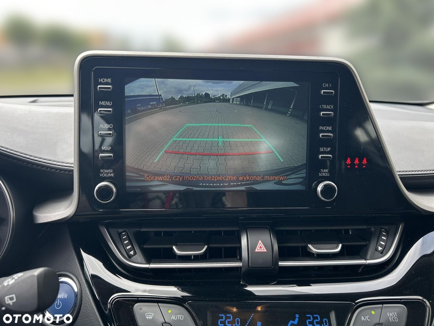 Toyota C-HR - 16