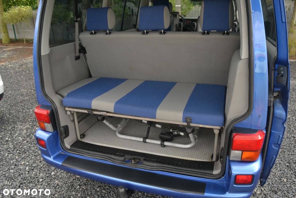 Volkswagen Multivan - 29