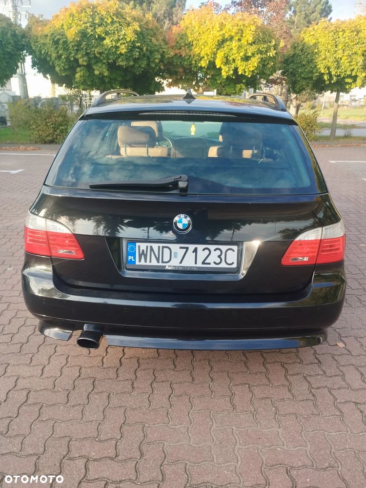 BMW Seria 5 520d Touring Edition Sport - 10