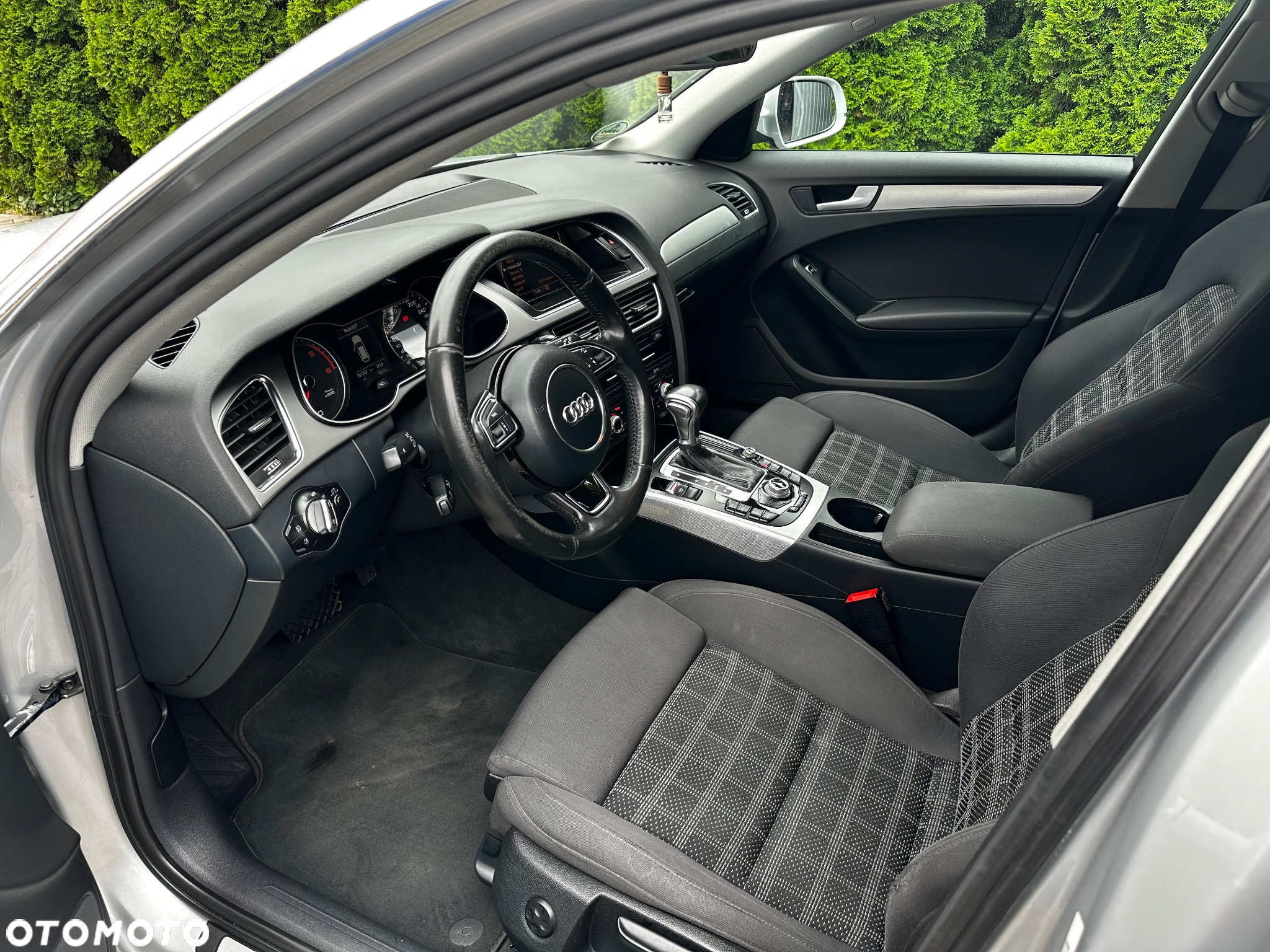 Audi A4 2.0 TDI Multitronic - 10