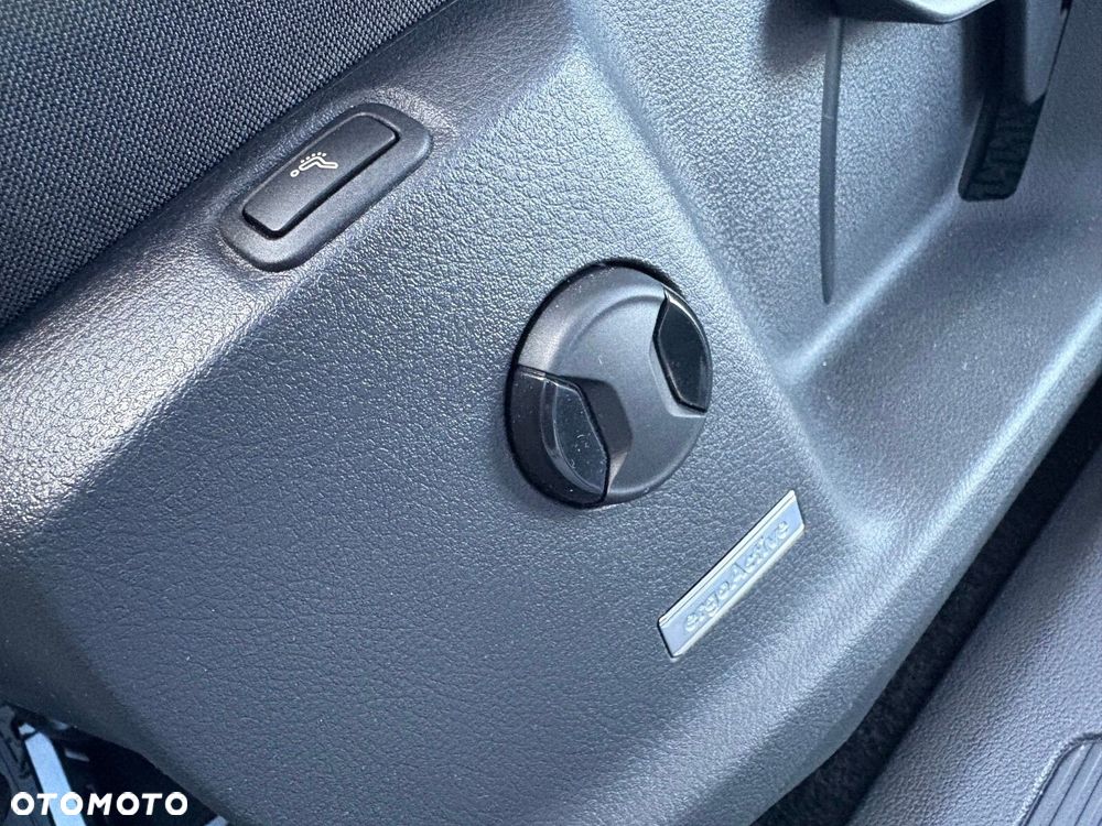 Volkswagen Touran - 24