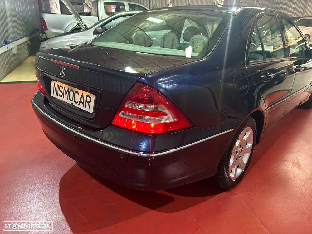 Mercedes-Benz C 180 K Elegance Aut. - 4