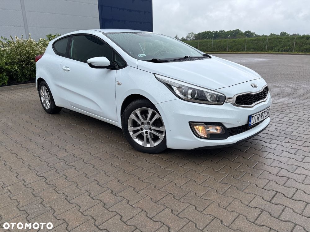 Kia Ceed 1.6 GDI Business Line - 1