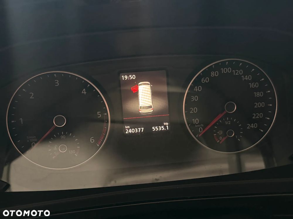 Volkswagen Multivan 2.0 TDI L1 Comfortline DSG - 25