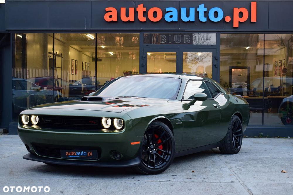 Dodge Challenger