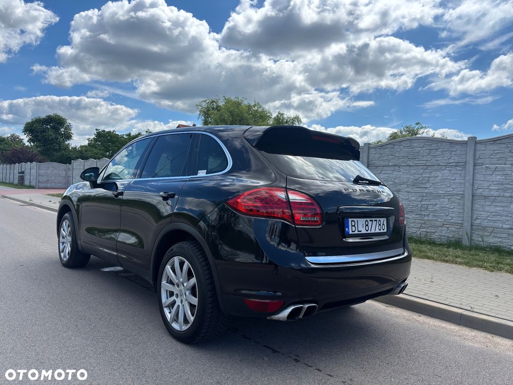Porsche Cayenne Diesel Platinum Edition - 3