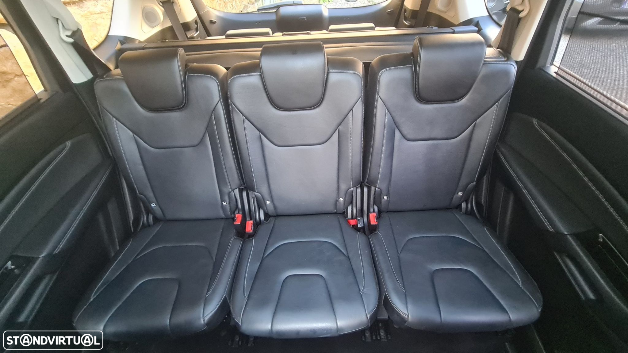 Ford S-Max 2.0 TDCi Titanium - 39