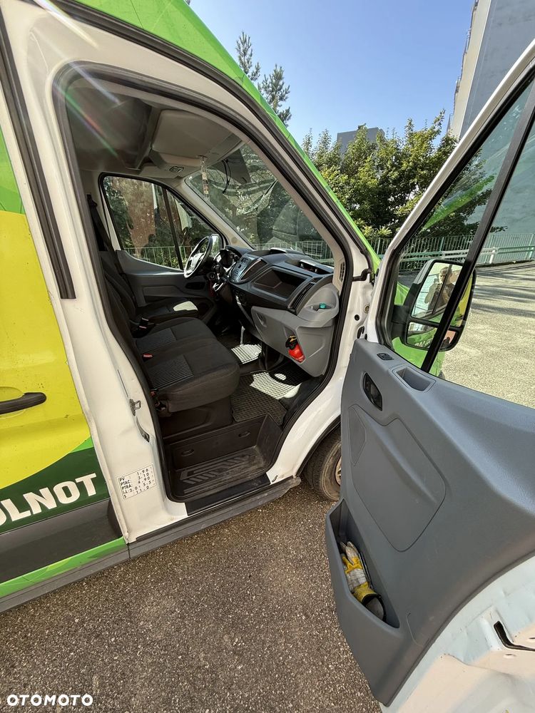 Ford Transit - 11