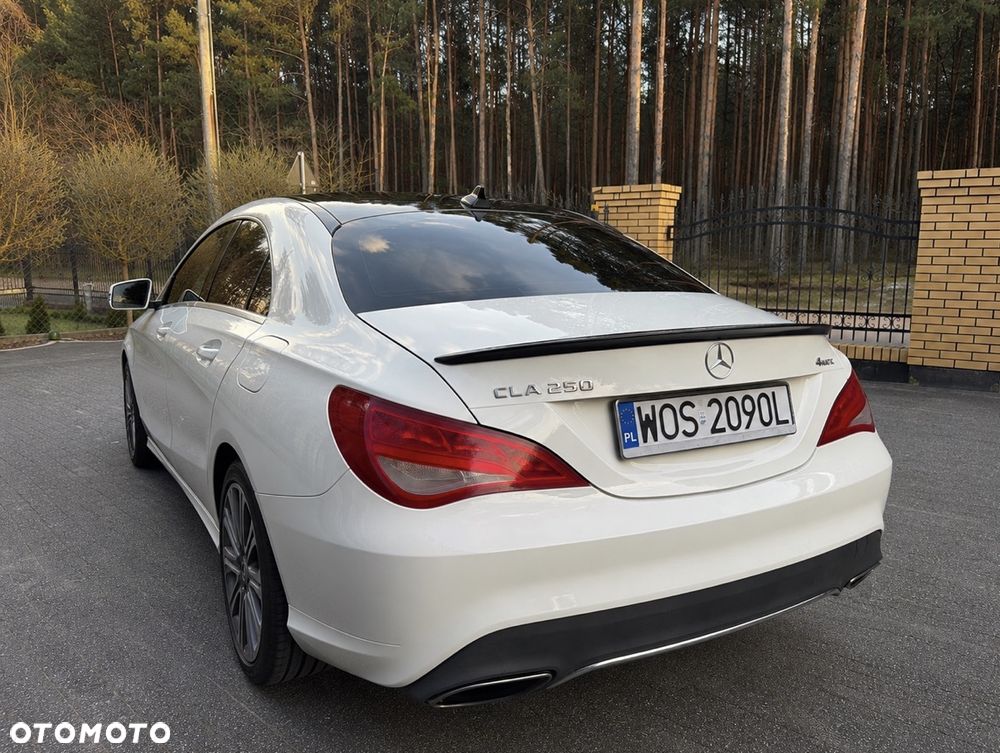 Mercedes-Benz CLA 250 4-Matic - 7