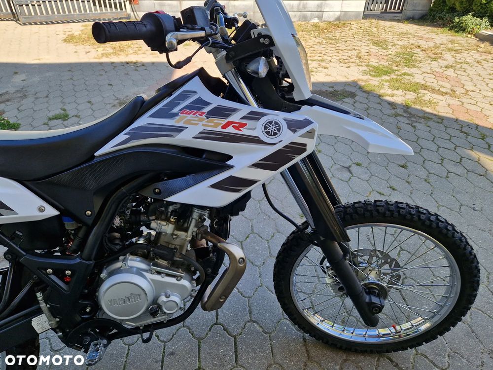 Yamaha WR - 8