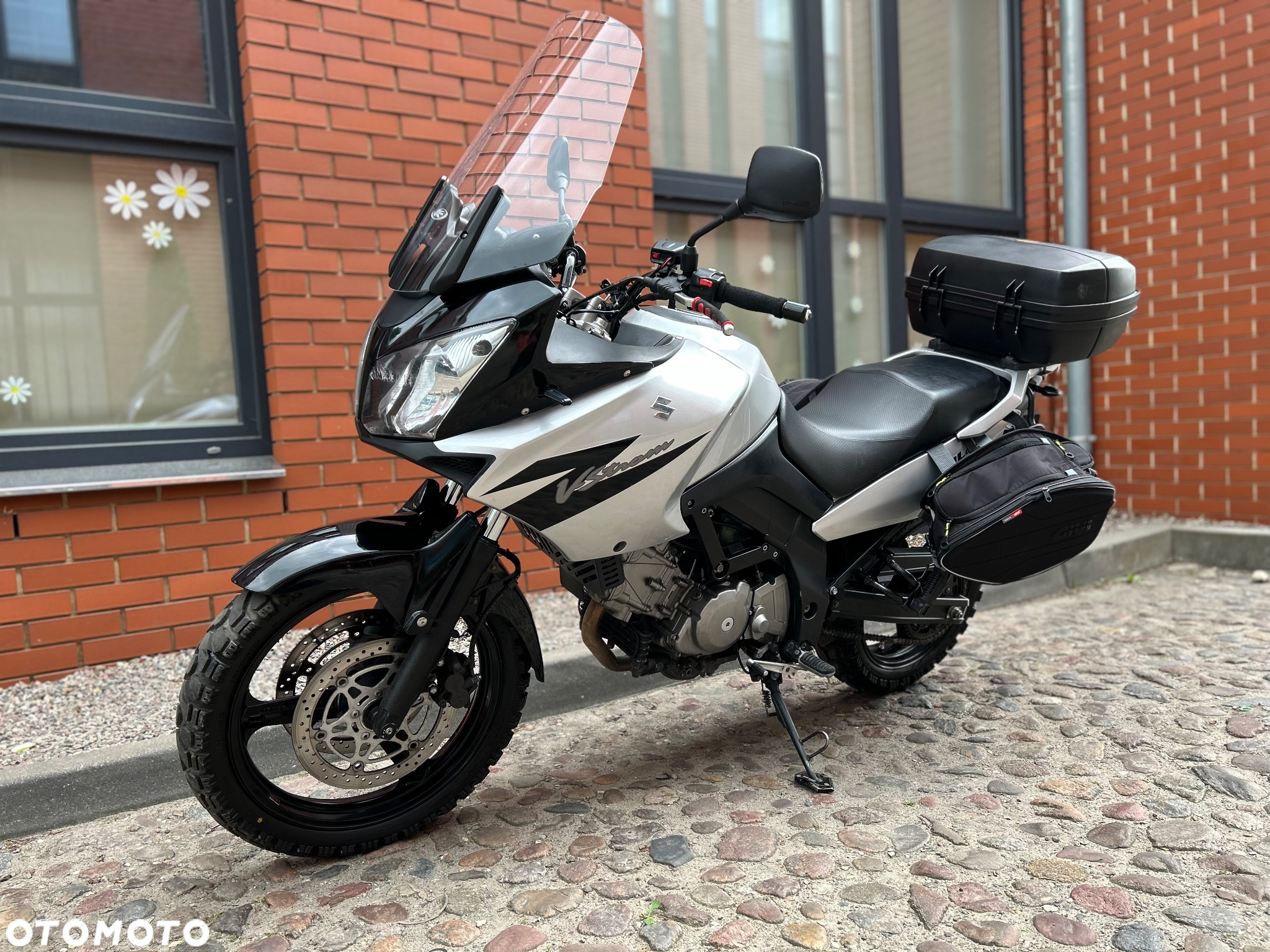 Suzuki DL - 7