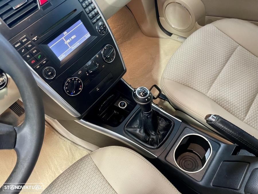 Mercedes-Benz B 180 CDi - 19