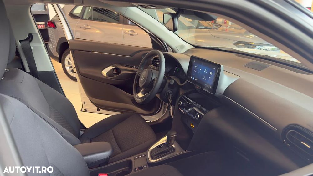 Toyota Yaris Cross 1.5 VVT-i HSD 4x2 Active - 6