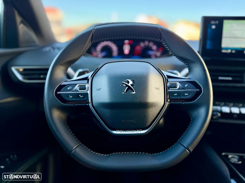 Peugeot 5008 1.2 PureTech Allure EAT8 - 20